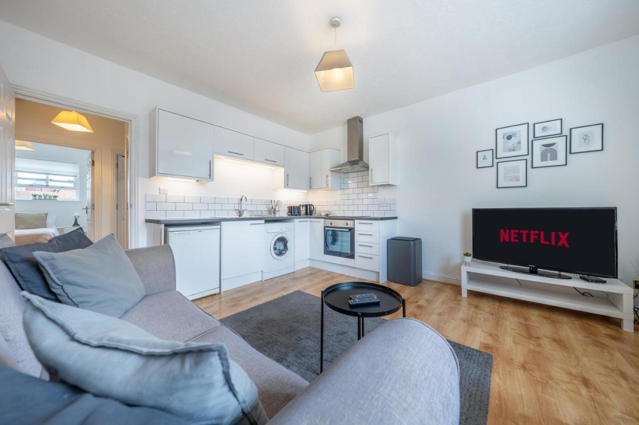Stansted Airport & Bishops Stortford Town Centre Professional Apartment Бішопс-Стортфорд Екстер'єр фото