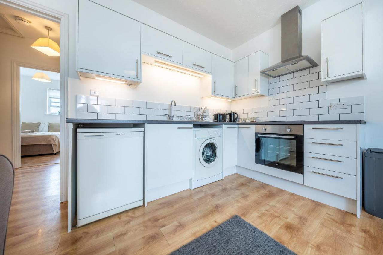 Stansted Airport & Bishops Stortford Town Centre Professional Apartment Бішопс-Стортфорд Екстер'єр фото